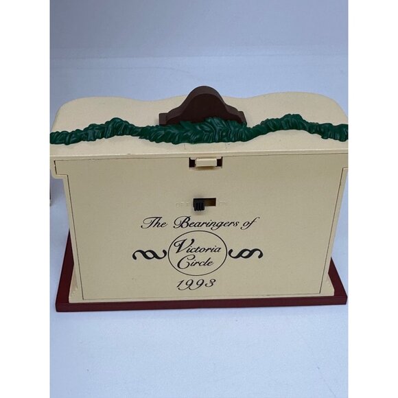 VTG 1993 Hallmark Keepsake Ornament | The Bearingers Fireplace with Floor Base - Picture 9 of 10